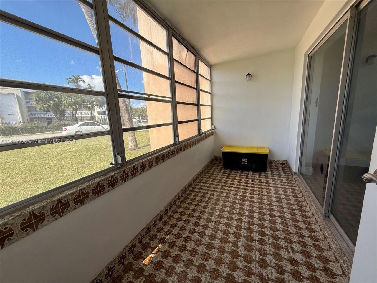 19001 NE 14th Ave, Unit 144, Miami, FL 33179 Photo