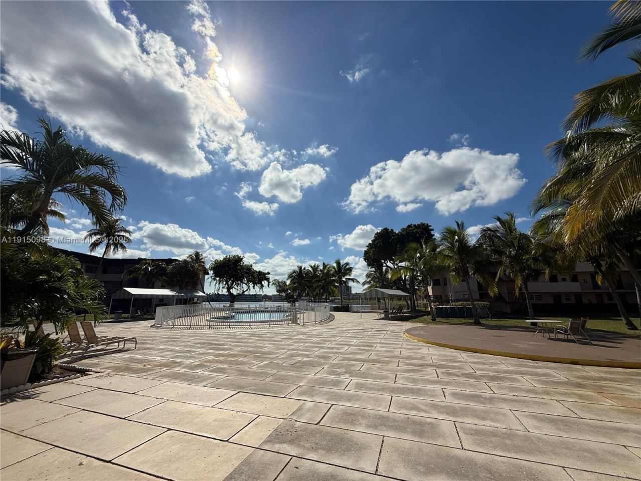 19001 NE 14th Ave, Unit 144, Miami, FL 33179 Photo