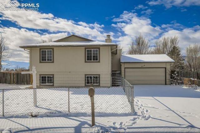 3114 Moonbeam Circle, Colorado Springs, CO 80916 Main Photo