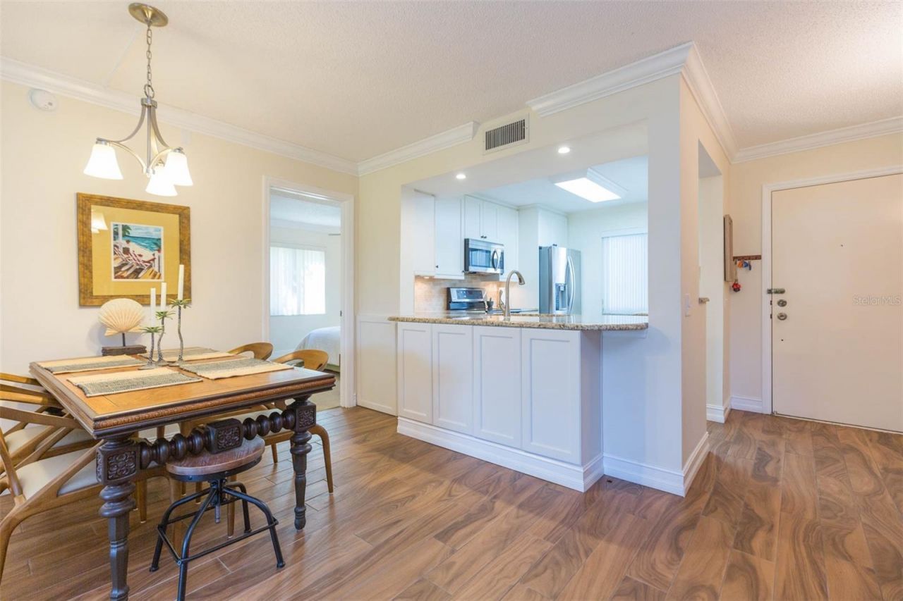 5642 Puerta Del Sol Boulevard S, Unit 142, Saint Petersburg, FL 33715 Photo