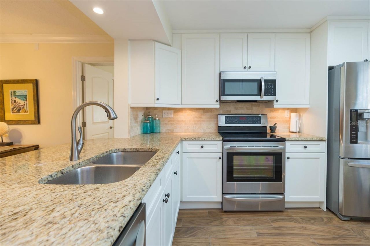 5642 Puerta Del Sol Boulevard S, Unit 142, Saint Petersburg, FL 33715 Photo