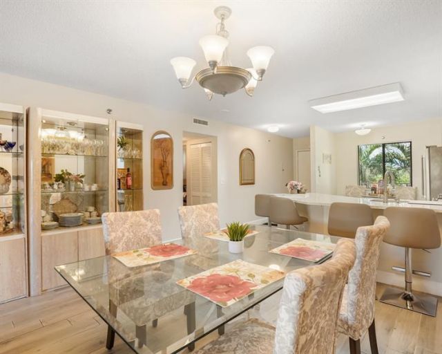 2334 S Cypress Bend Drive, Unit 302, Pompano Beach, FL 33069 Photo