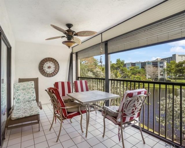 2334 S Cypress Bend Drive, Unit 302, Pompano Beach, FL 33069 Photo