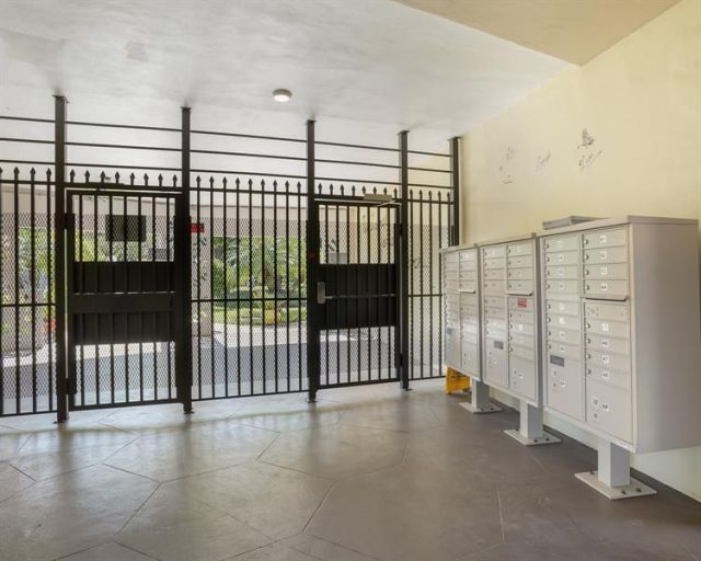 2334 S Cypress Bend Drive, Unit 302, Pompano Beach, FL 33069 Photo