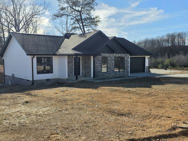 54 Emily Lane, London, KY 40744