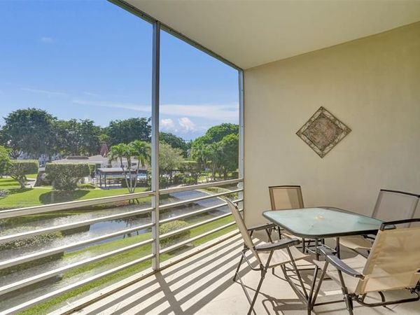 4700 NW 35th Street, Unit 507, Lauderdale Lakes, FL 33319
