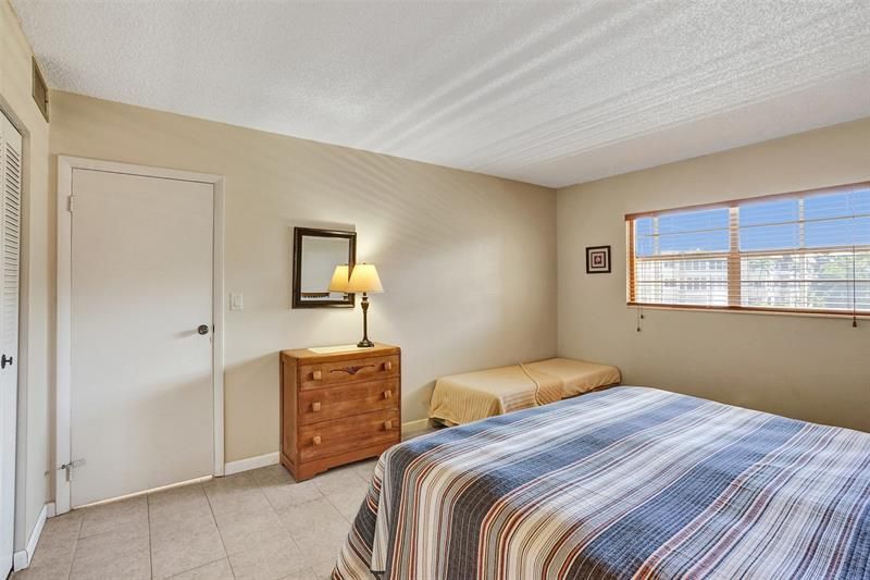 4700 NW 35th Street, Unit 507, Lauderdale Lakes, FL 33319 Photo