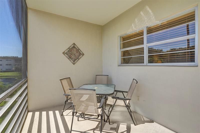 4700 NW 35th Street, Unit 507, Lauderdale Lakes, FL 33319 Photo