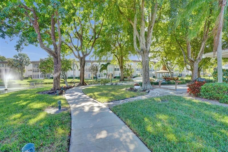 4700 NW 35th Street, Unit 507, Lauderdale Lakes, FL 33319 Photo