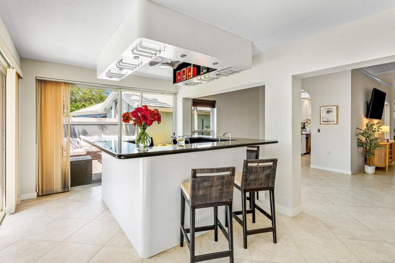 2860 Wilderness Rd, West Palm Beach, FL 33409 Photo