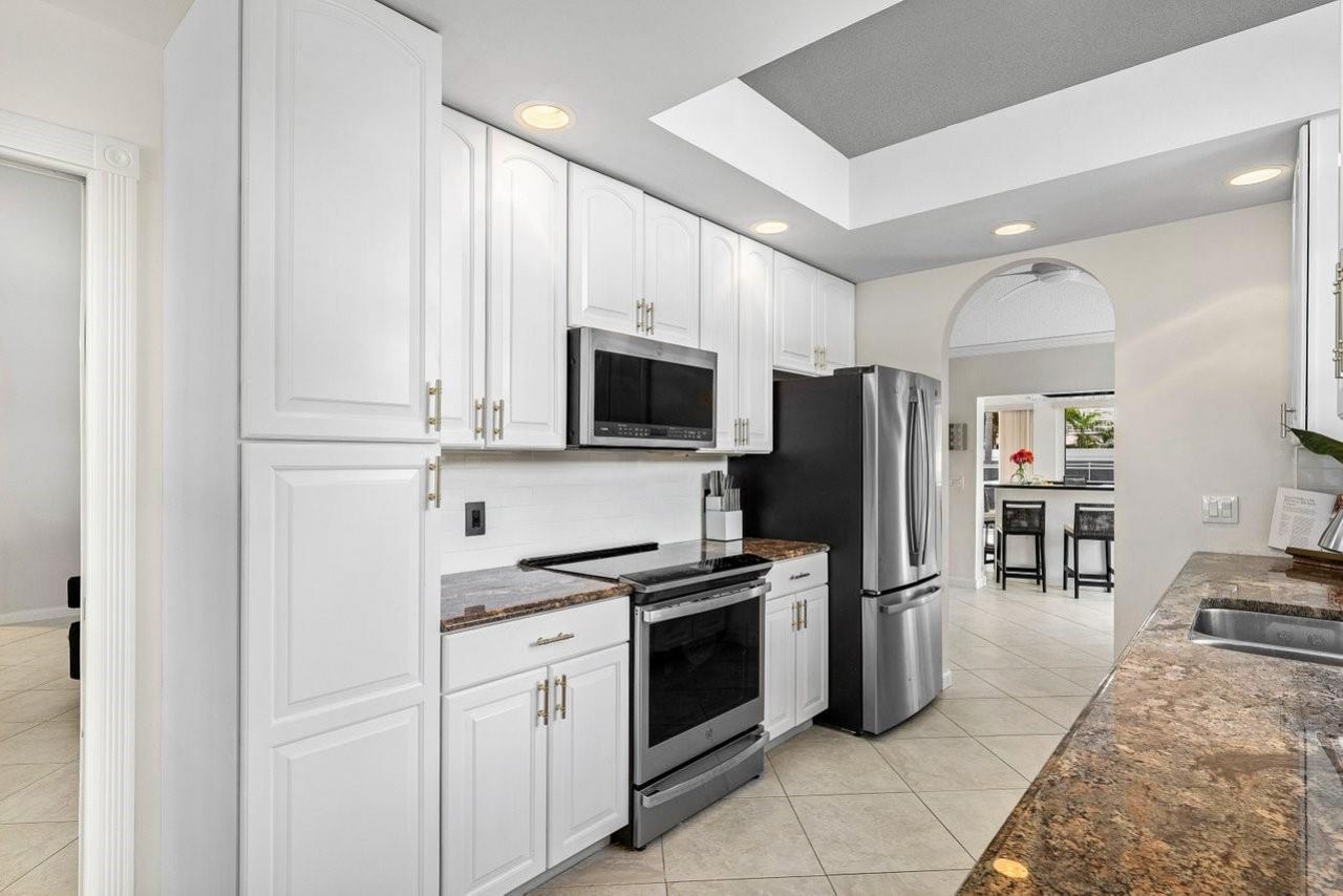 2860 Wilderness Rd, West Palm Beach, FL 33409 Photo