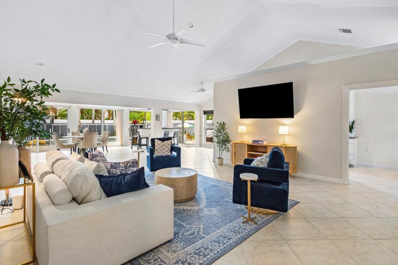 2860 Wilderness Rd, West Palm Beach, FL 33409 Photo