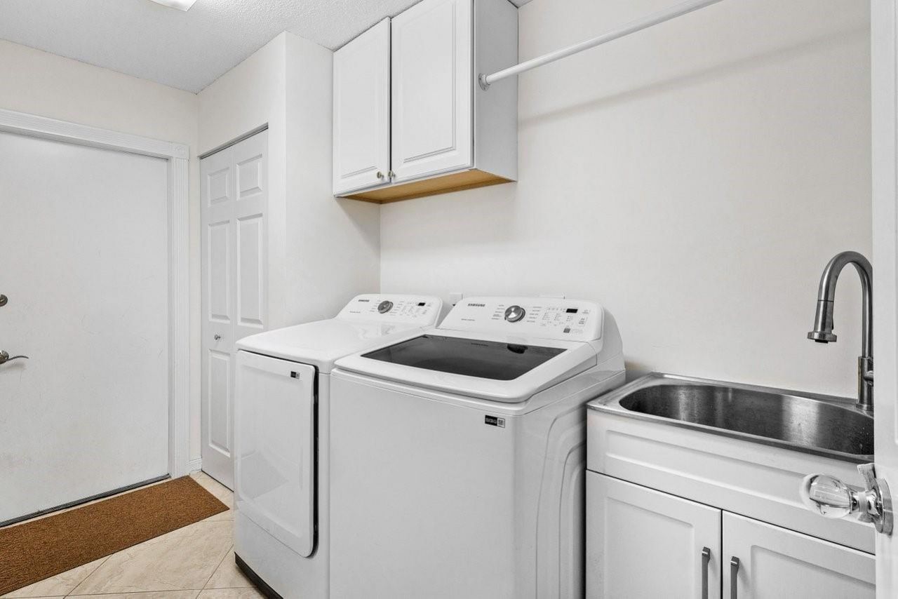 2860 Wilderness Rd, West Palm Beach, FL 33409 Photo