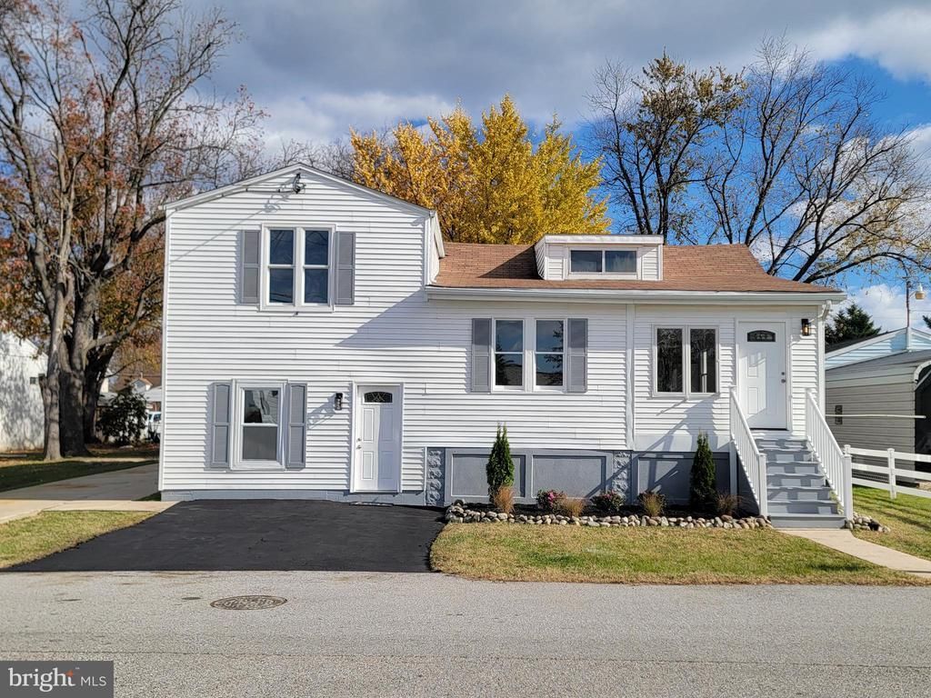 2621 N Snyder Avenue, Sparrows Point, MD 21219 Main Photo