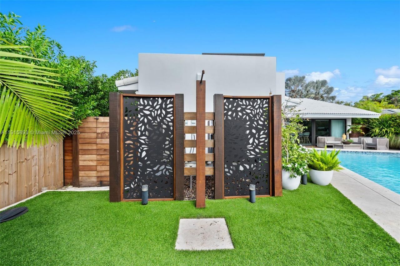 1792 Cleveland Rd, Miami Beach, FL 33141 Photo