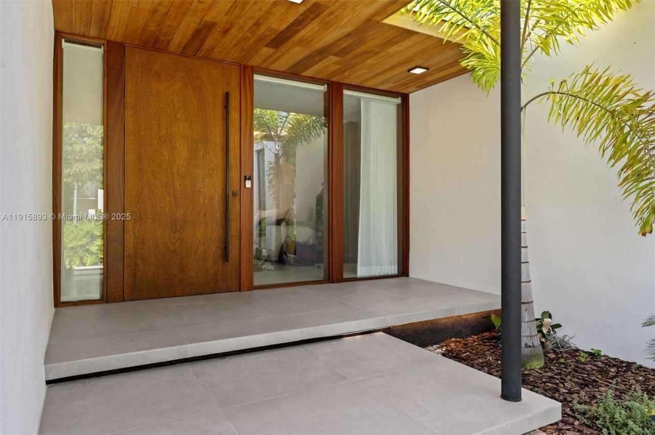 1792 Cleveland Rd, Miami Beach, FL 33141 Photo