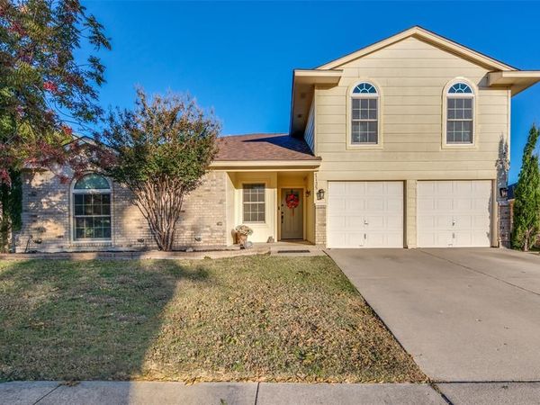 7125 Woodhinge Drive, Benbrook, TX 76126