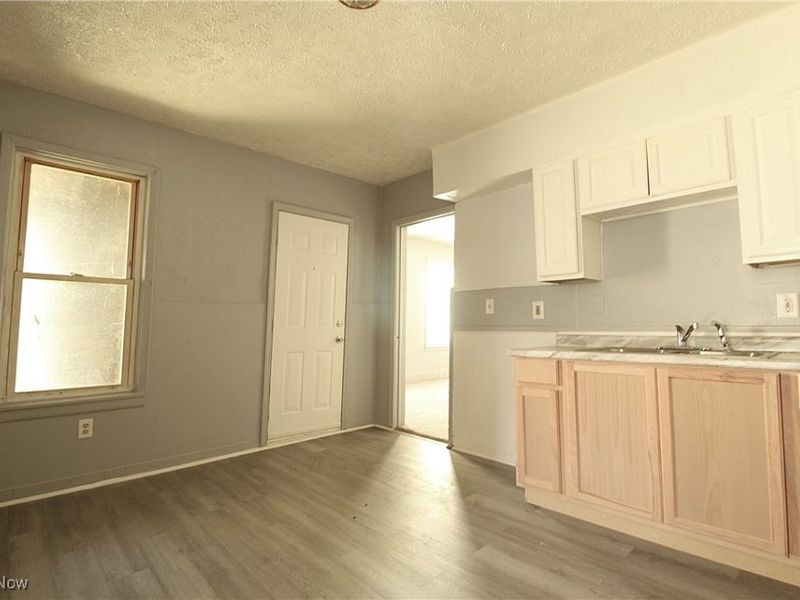 7106 Colfax Road, Cleveland, OH 44104 Photo 11