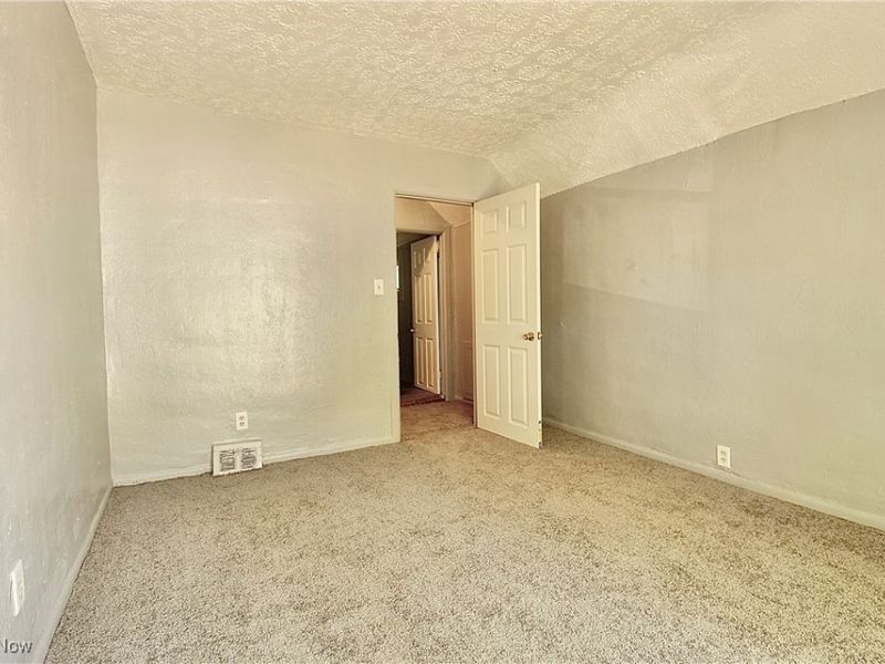 7106 Colfax Road, Cleveland, OH 44104 Photo 19