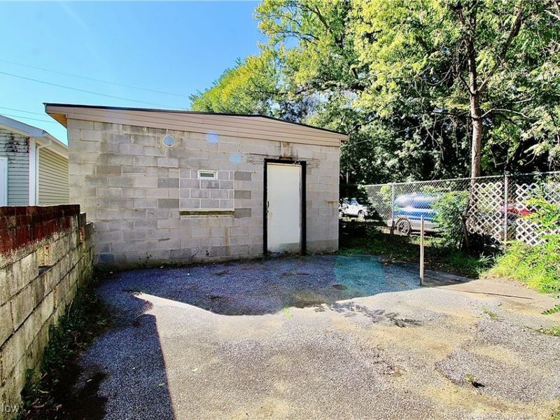 7106 Colfax Road, Cleveland, OH 44104 Photo 26