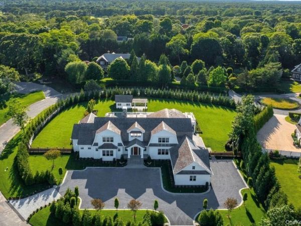 5 Michaels Way, Westhampton Beach, NY 11978
