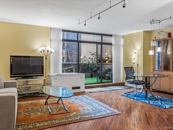 400 E 70th Street, New York (Manhattan), NY 10021