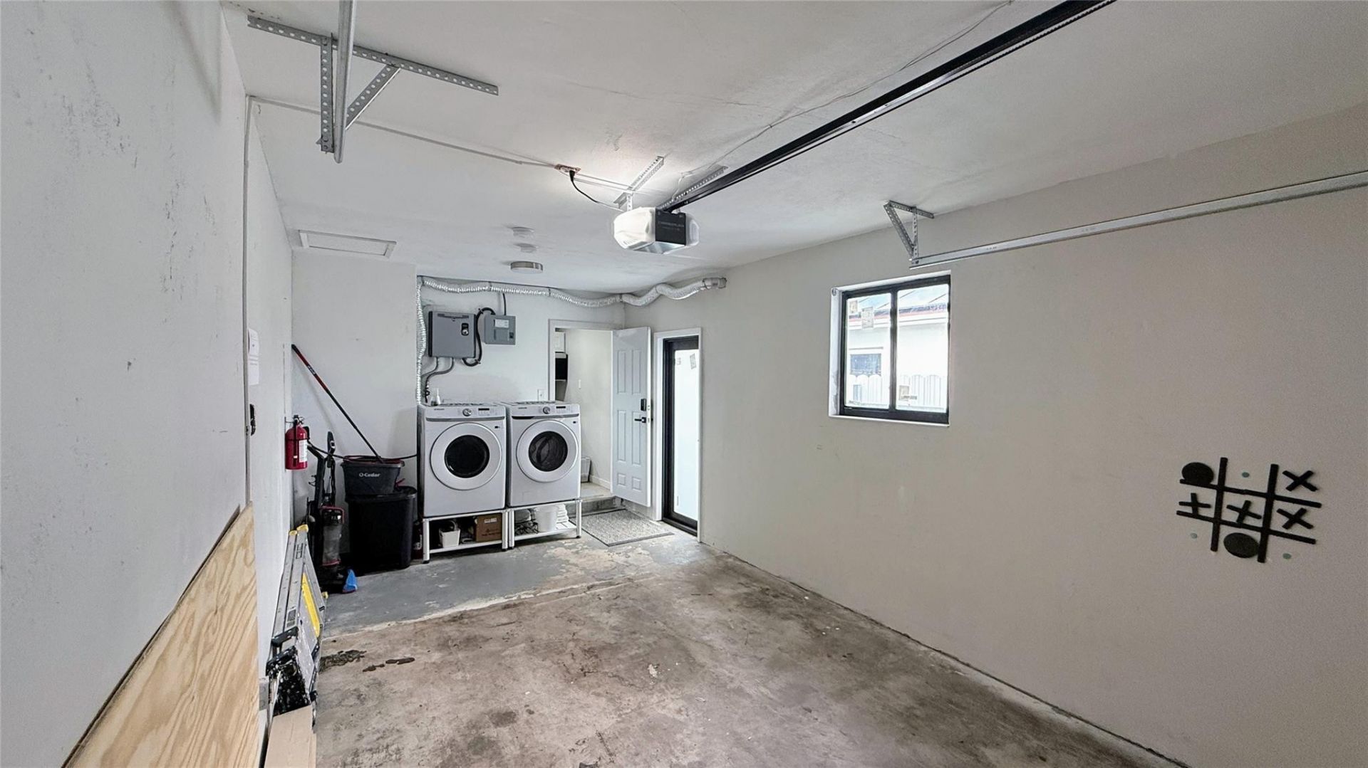 433 NW 15th Way, Fort Lauderdale, FL 33311 Photo