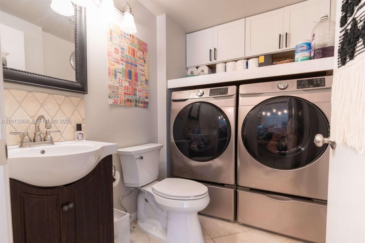 7124 71st Way, West Palm Beach, FL 33407 Photo