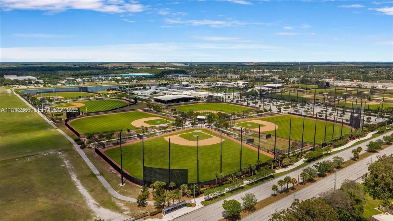 7124 71st Way, West Palm Beach, FL 33407 Photo