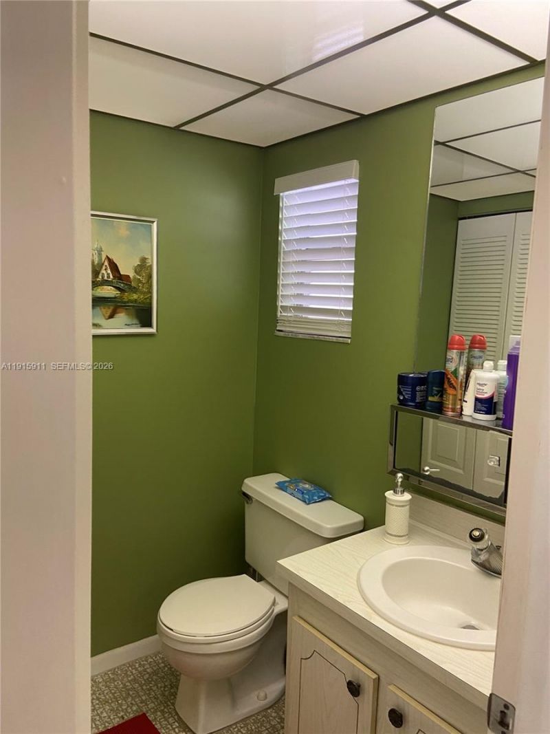 9581 Sunrise Lakes Blvd, Unit 202, Sunrise, FL 33322 Photo