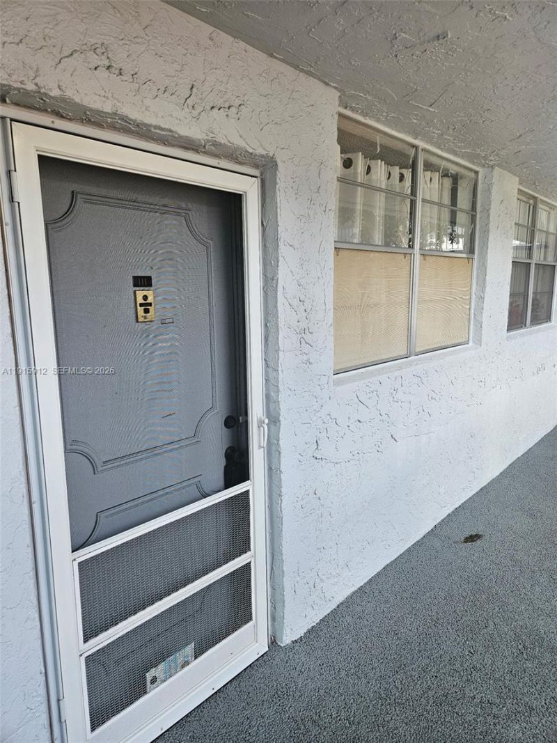 3190 Holiday Springs Blvd, Unit 4-111, Margate, FL 33063 Photo