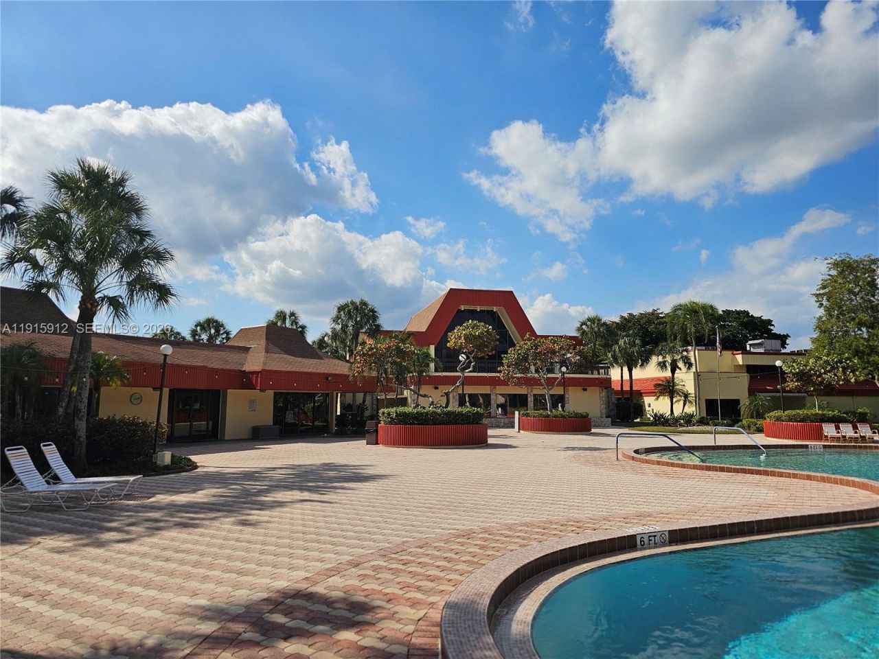 3190 Holiday Springs Blvd, Unit 4-111, Margate, FL 33063 Photo