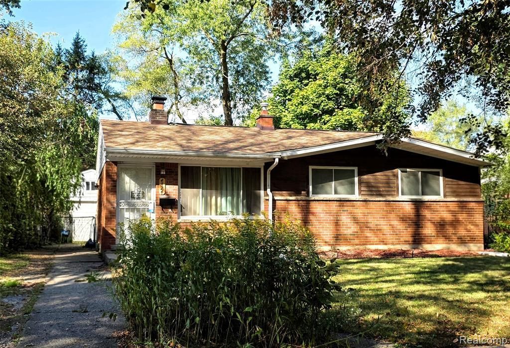 4424 Cheyenne Avenue, Flint, MI 48507 Main Photo