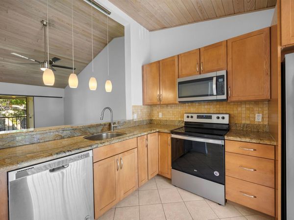 3939 NE 5th Avenue, Unit B206, Boca Raton, FL 33431