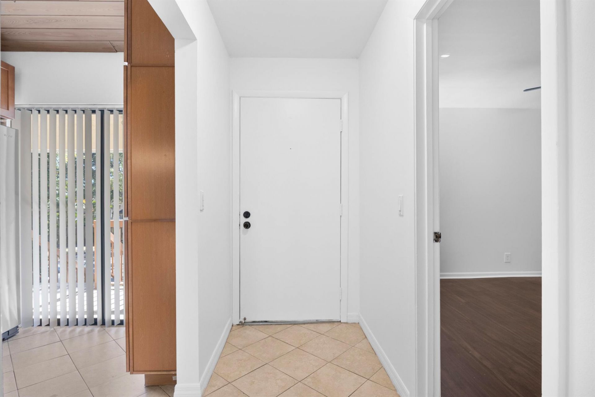 3939 NE 5th Avenue, Unit B206, Boca Raton, FL 33431 Photo