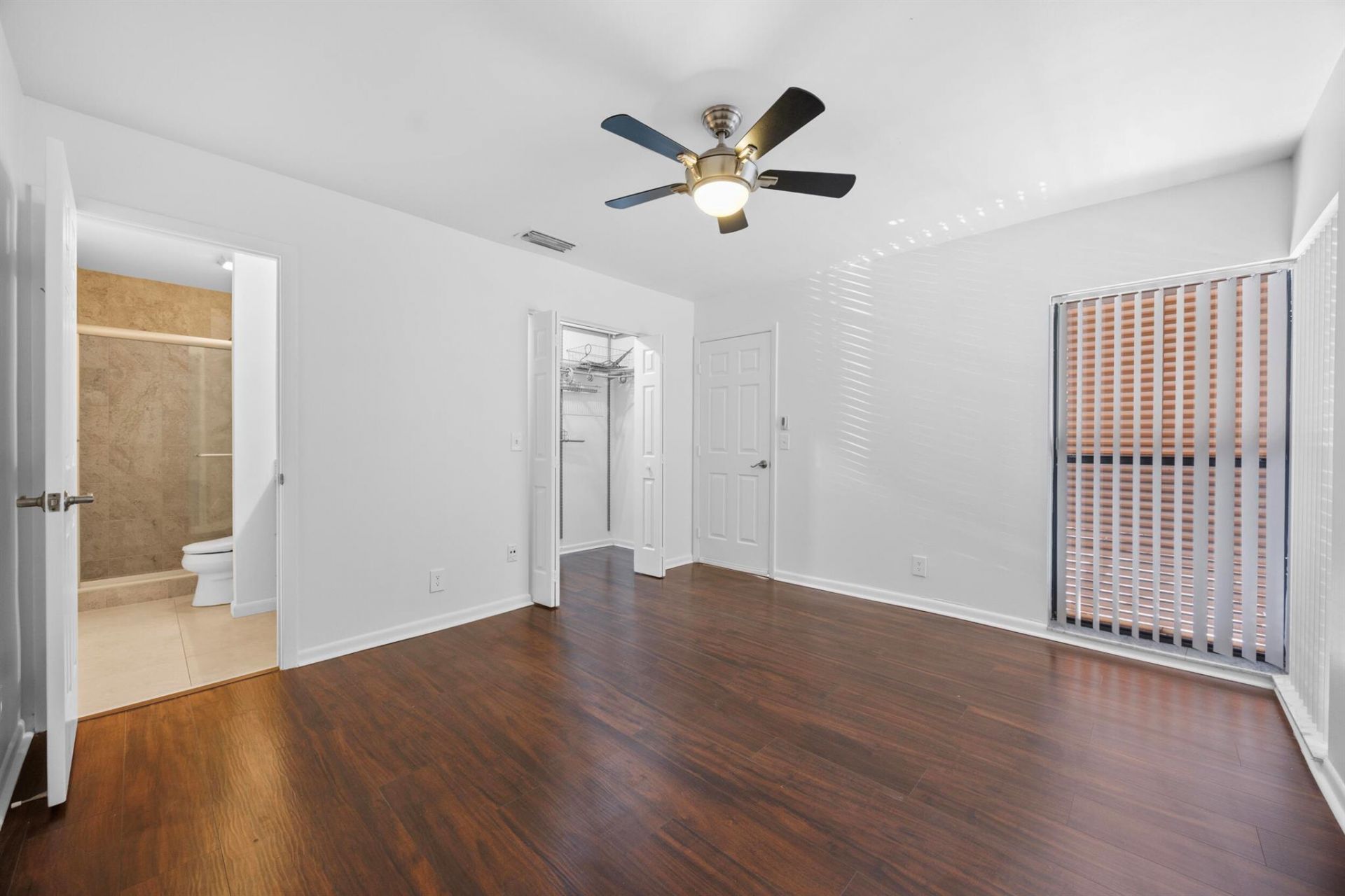 3939 NE 5th Avenue, Unit B206, Boca Raton, FL 33431 Photo