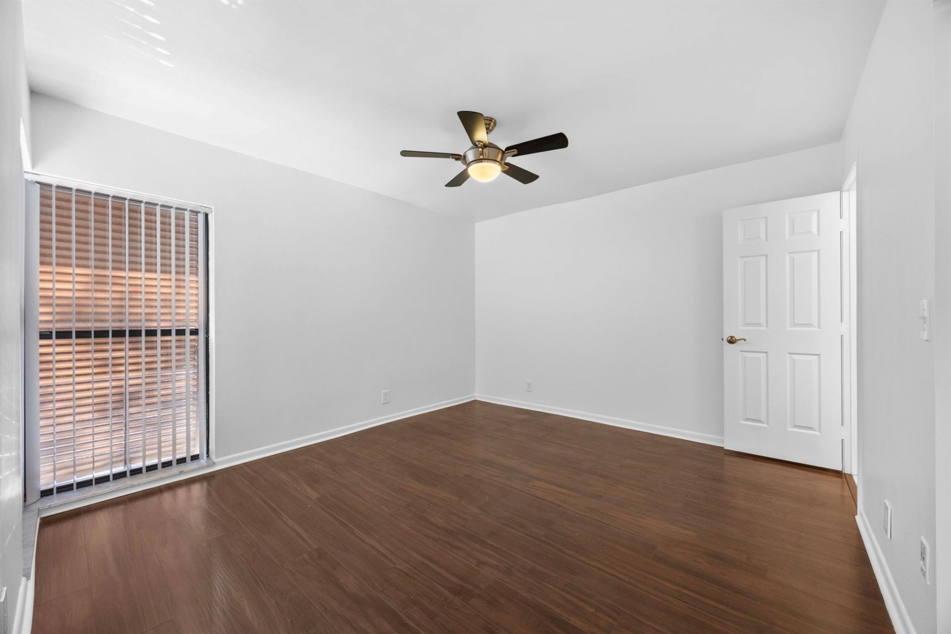 3939 NE 5th Avenue, Unit B206, Boca Raton, FL 33431 Photo