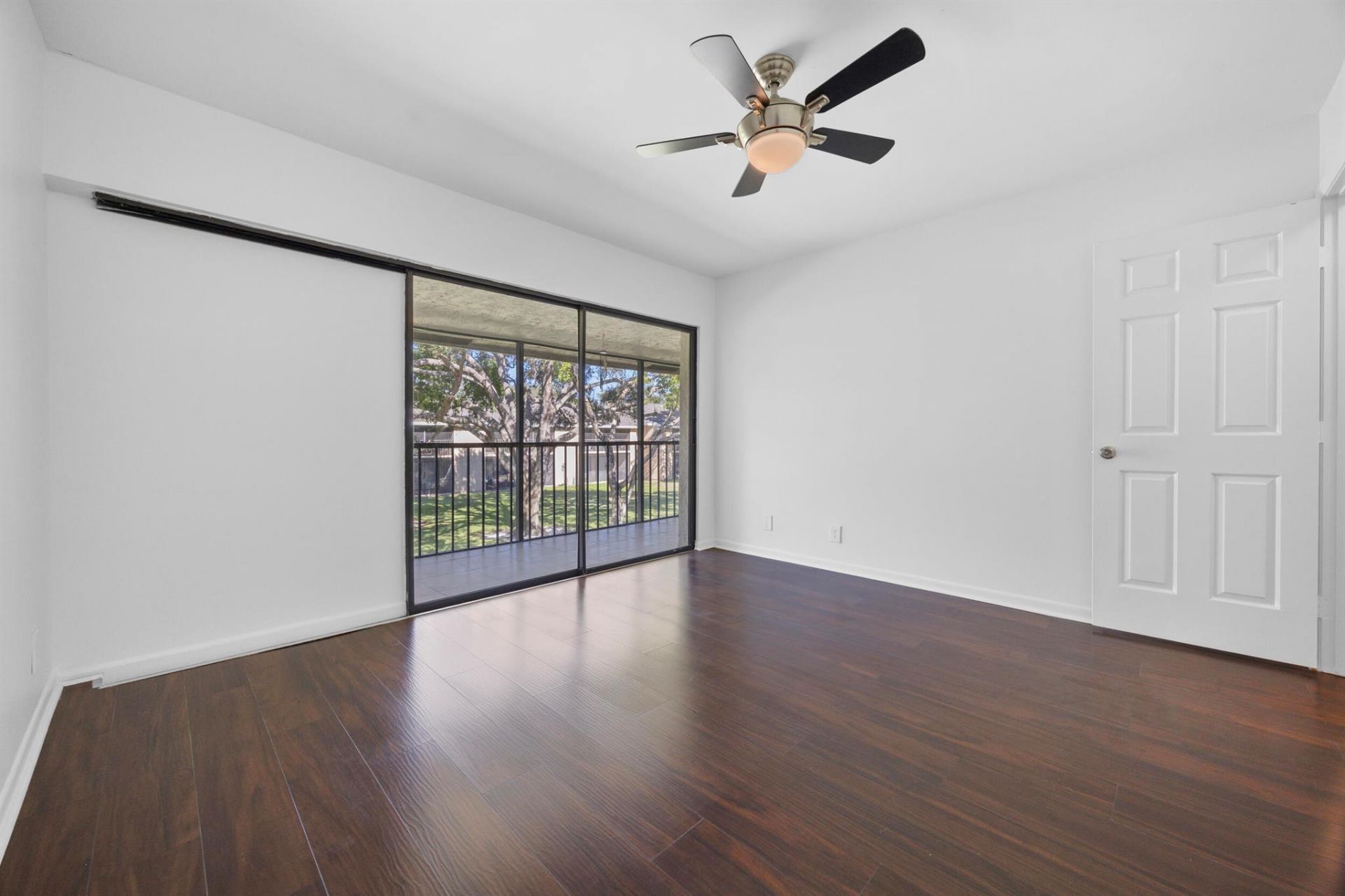 3939 NE 5th Avenue, Unit B206, Boca Raton, FL 33431 Photo