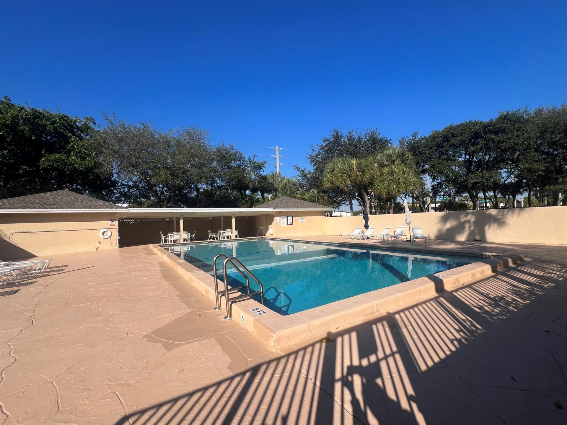 3939 NE 5th Avenue, Unit B206, Boca Raton, FL 33431 Photo