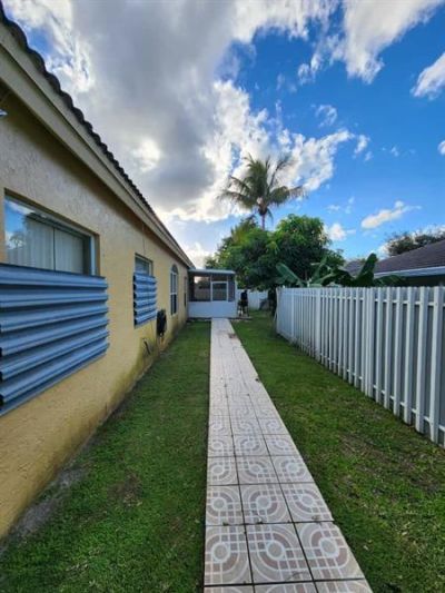 10611 SW 21st Street, Miramar, FL 33025 Photo