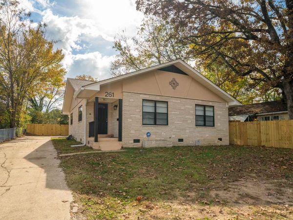 261 woodlawn Avenue, Hot Springs, AR 71913