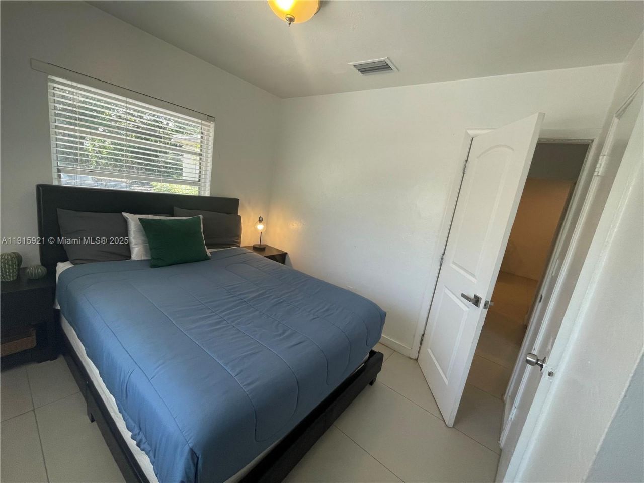 1211 NE 15th Ave, Unit 1, Fort Lauderdale, FL 33304 Photo