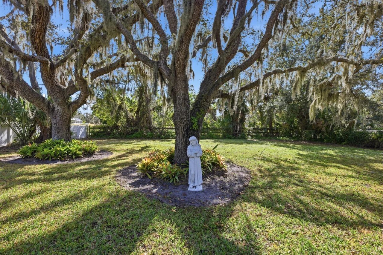 2723 59th Street, Sarasota, FL 34243 Photo