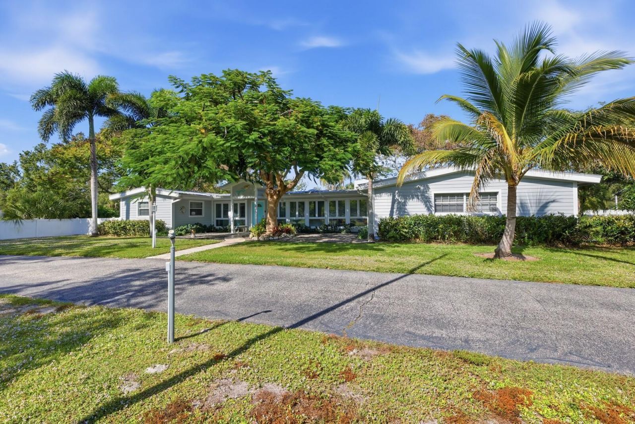 2723 59th Street, Sarasota, FL 34243 Photo