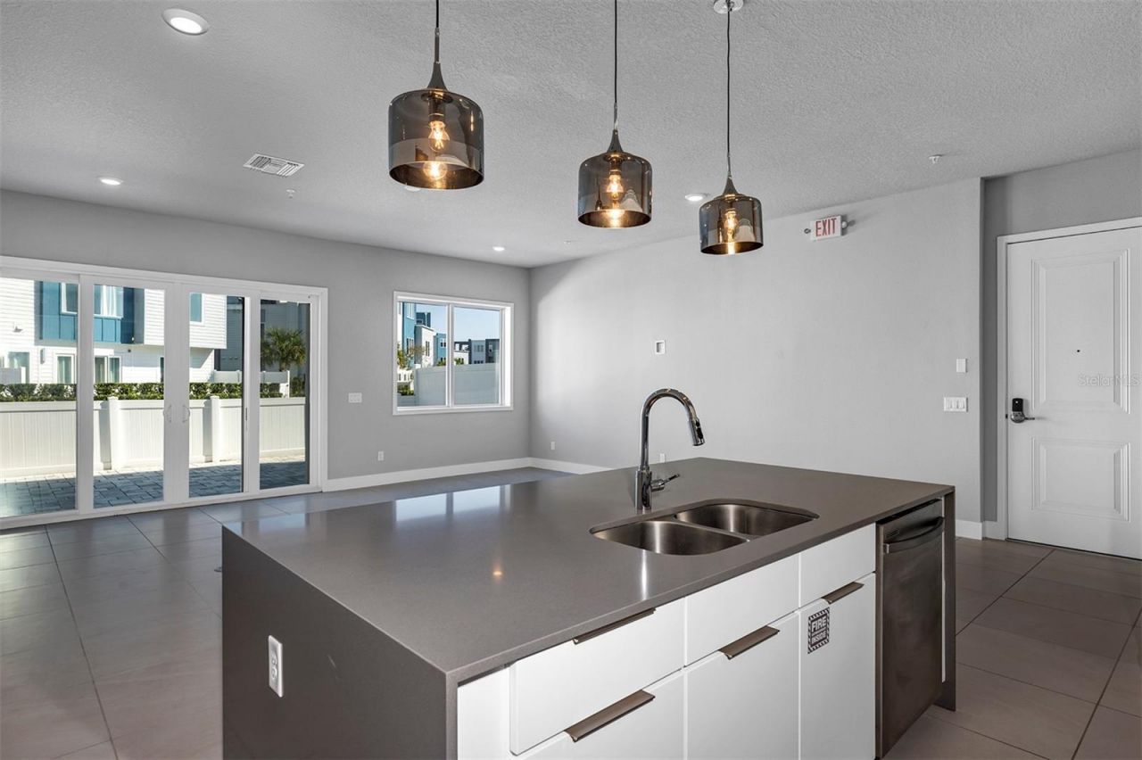 7770 Sandy Ridge Drive, Unit 129, Reunion, FL 34747 Photo