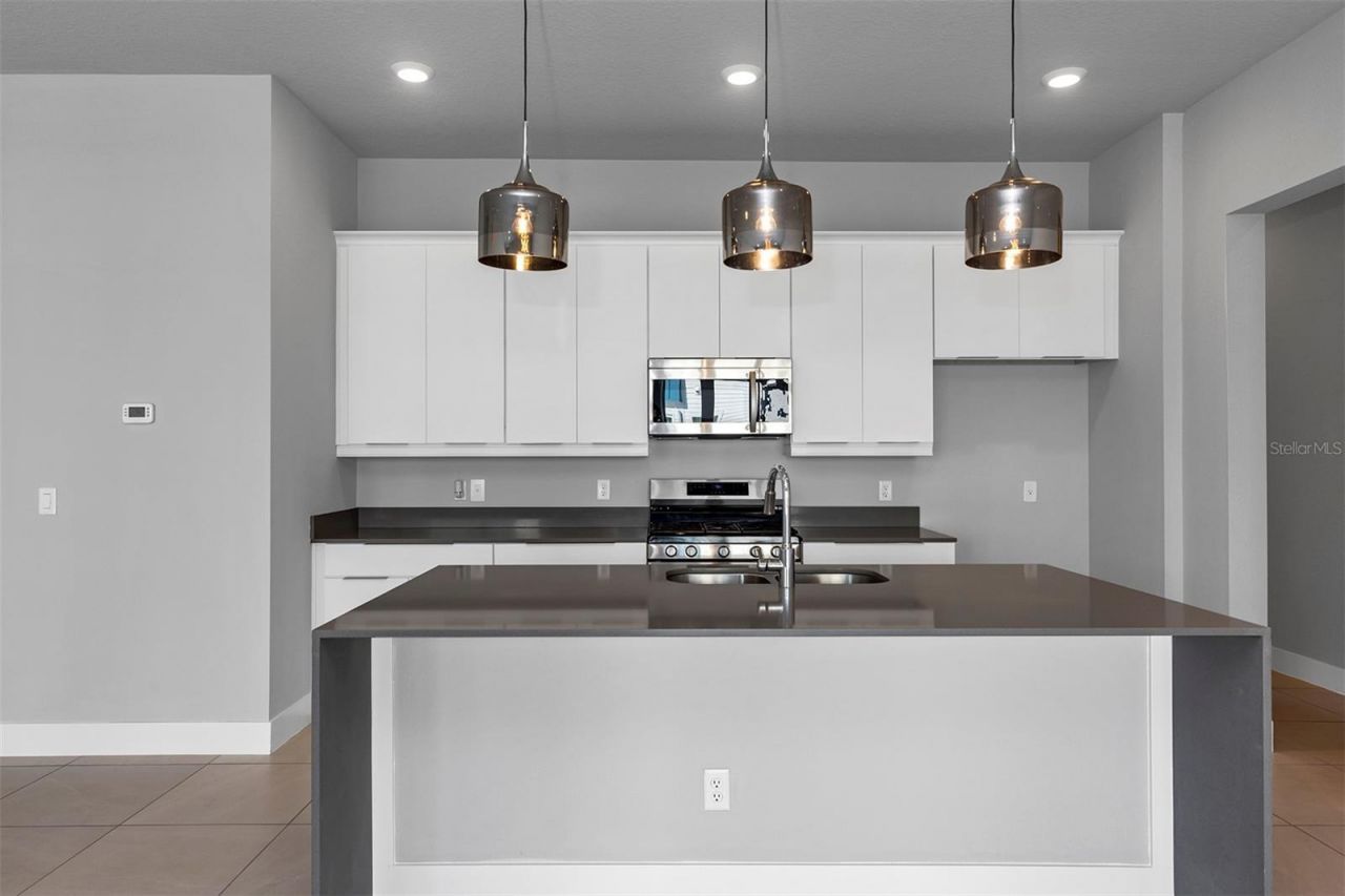 7770 Sandy Ridge Drive, Unit 129, Reunion, FL 34747 Photo
