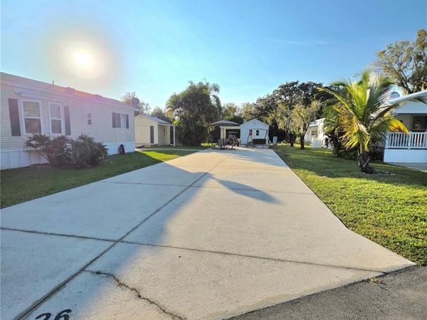 26 W APPALOOSA TRAIL, RIVER RANCH, FL 33867