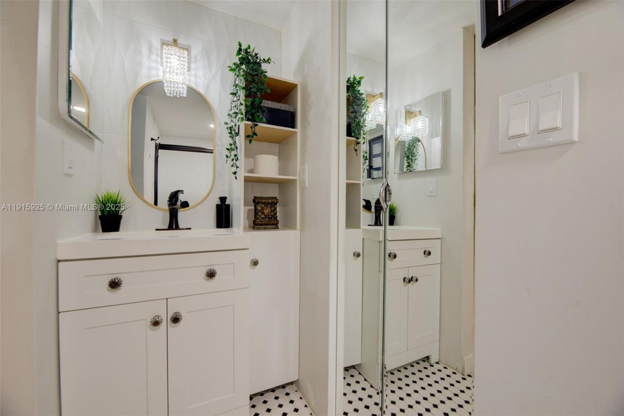 3149 Riverside Dr, Unit B-202, Coral Springs, FL 33065 Photo