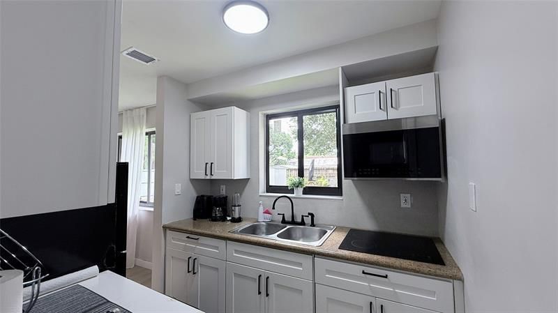 433 NW 15th Way, Fort Lauderdale, FL 33311 Photo