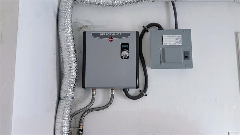 433 NW 15th Way, Fort Lauderdale, FL 33311 Photo